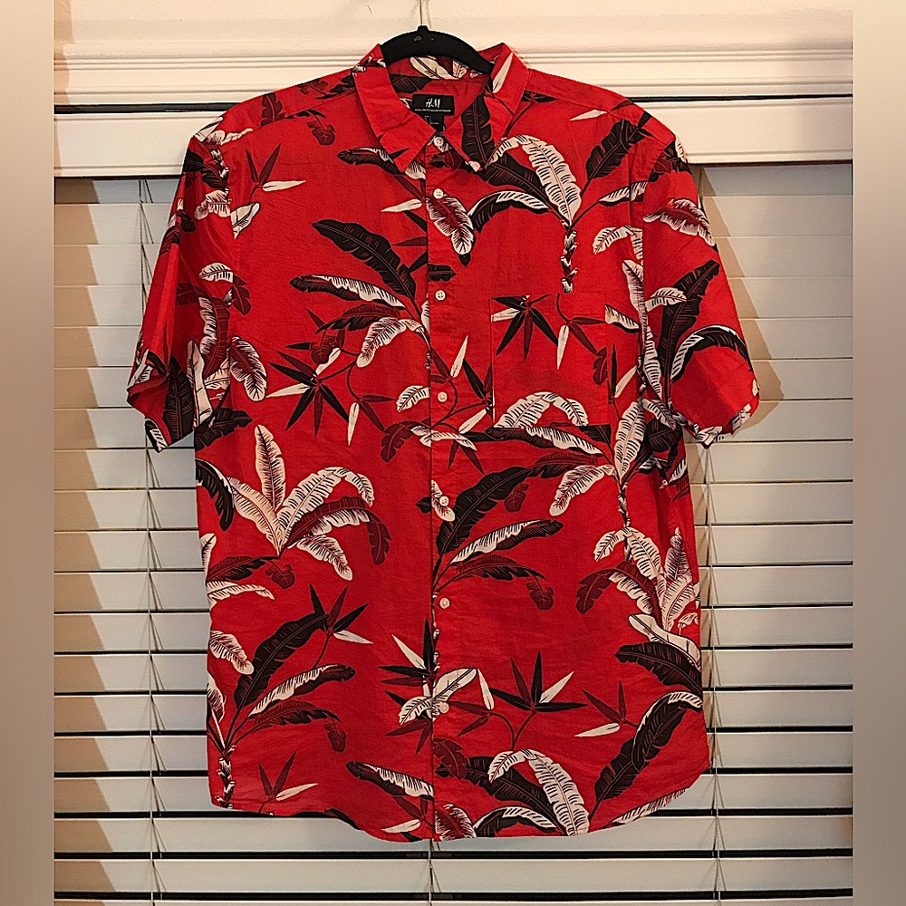 Mens Red, Black, & White Multicolored Tropical Button Down Shirt